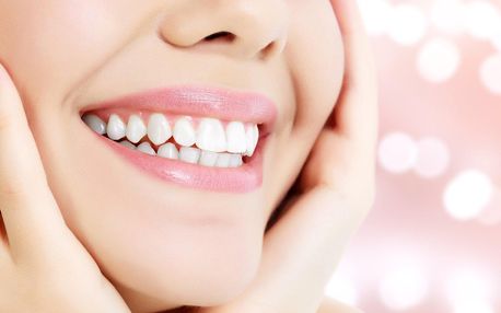 Ordinační bělení zubů včetně dentální hygieny