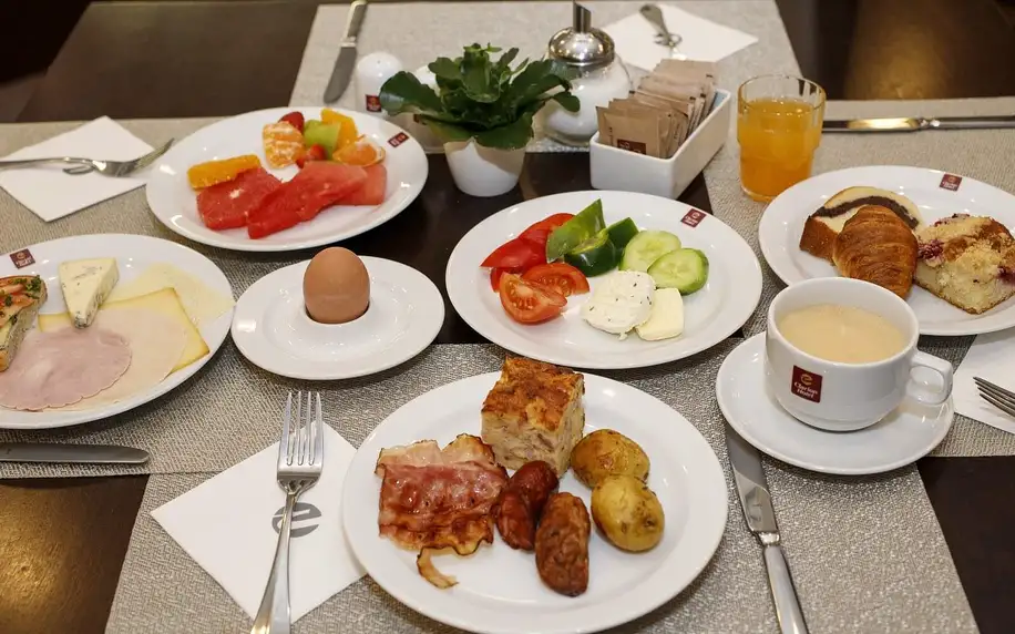 Pobyt se snídaní v centru Prahy i luxusní pohoštění