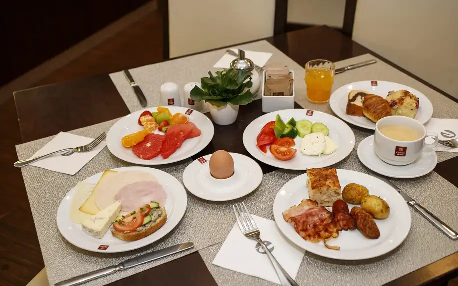 Pobyt se snídaní v centru Prahy i luxusní pohoštění
