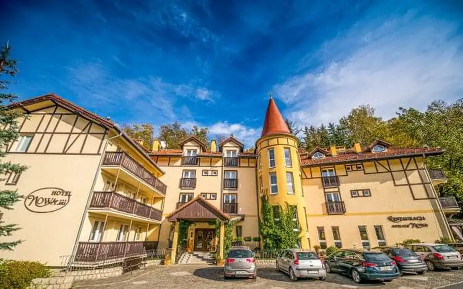Polské Krkonoše v lázeňském městě Karpacz: Hotel Nowa Ski *** se snídaněmi, neomezeným wellness a vyžitím