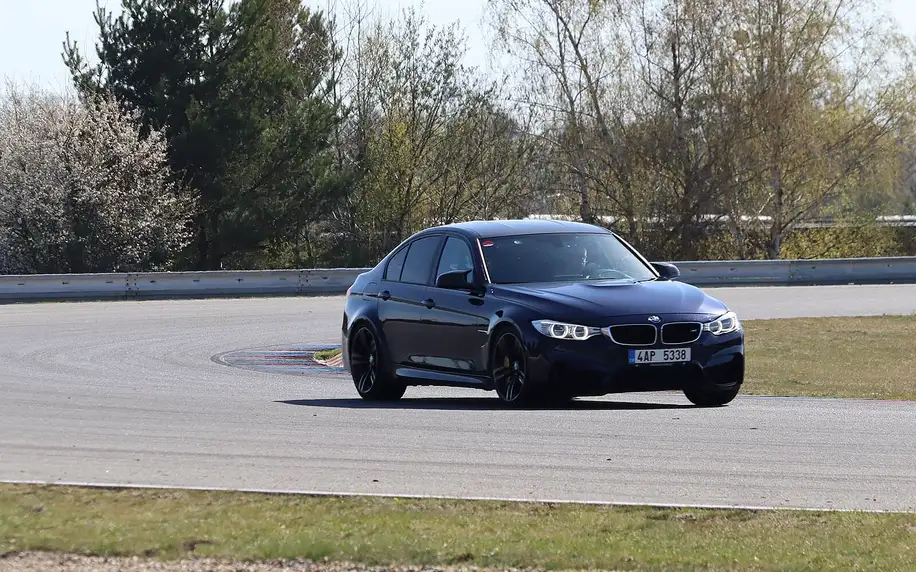 1–4 kola v BMW M2 i M3 na okruhu v Mostě či Brně