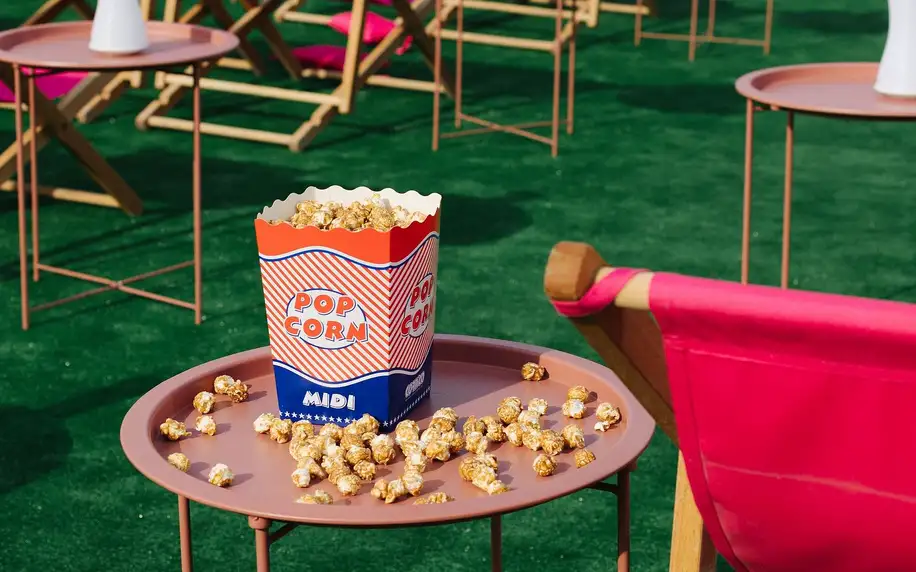 Letní kino: vstupenky, popcorn i prosecco a dýmka