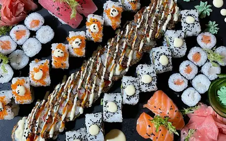Sushi menu o 38 či 46 ks zarolovaných mňamkách