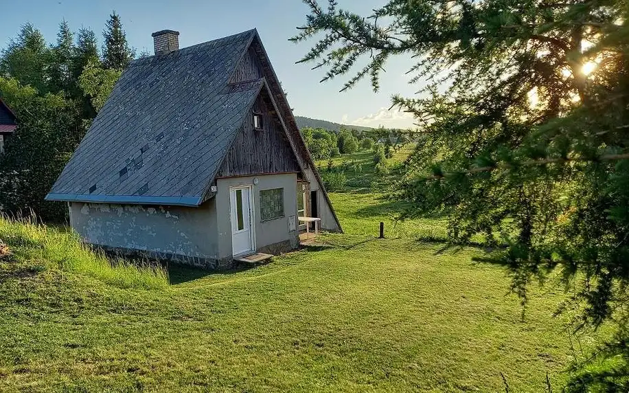 Ústecký kraj: Chaloupka na vršku