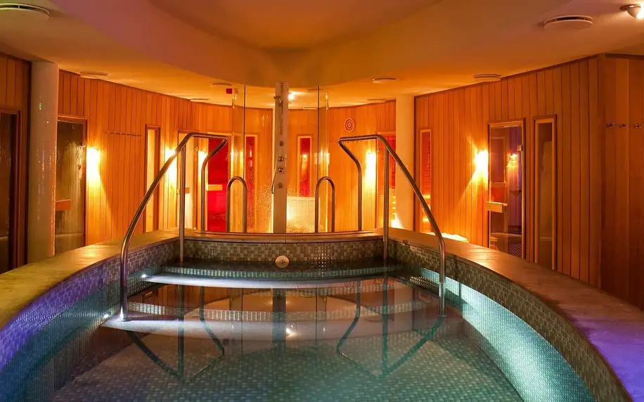 5* luxus: neomezený wellness s 22 termálními bazény