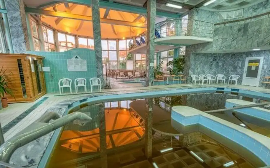 Lázně Hajdúszoboszló: Relaxace v Hotelu Barátság *** s termálním wellness s bazény a saunami + polopenze