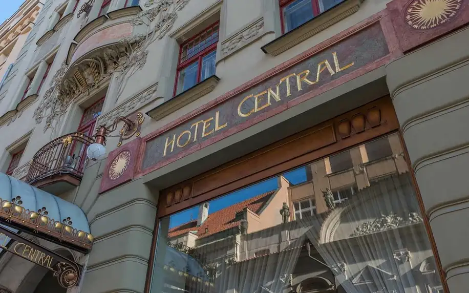 Pobyt se snídaní v secesním hotelu v centru Prahy