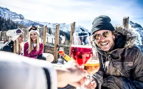 Rakousko: Zima jen 300 m od ski areálu ve slovenském Penzionu Gasthof Mentenwirt s polopenzí