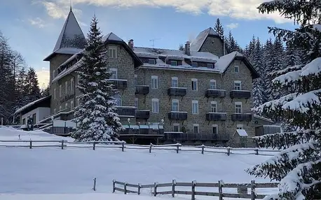 Hotel Castel Latemar, Val di Fassa