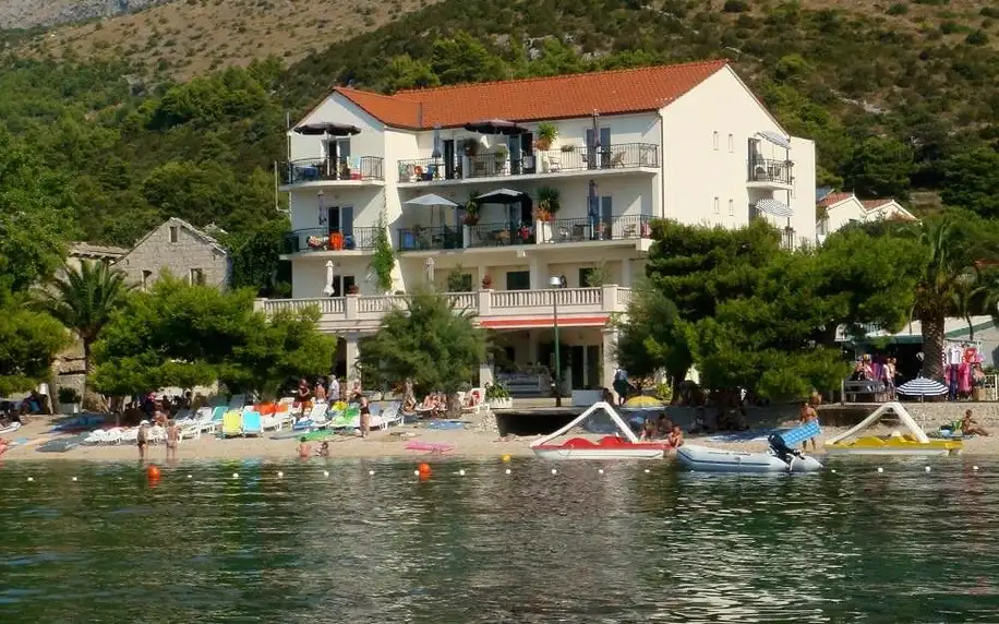 Chorvatsko, Drvenik: Apartments on the beach-Drvenik