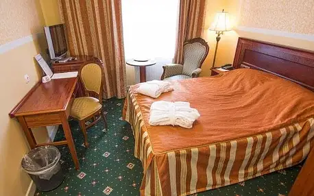 Karlovy Vary: Humboldt Park Hotel & Spa **** s polopenzí, neomezeným wellness a 3 relaxačními procedurami