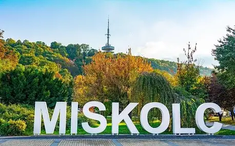 Maďarsko: Miskolc u NP Bukové hory, zámku a Adventure parku v Ambrózia Szálláshely *** s polopenzí a vínem