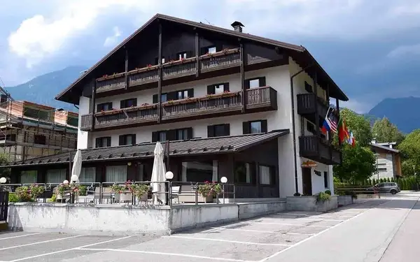 Hotel Ferrari, Pinzolo