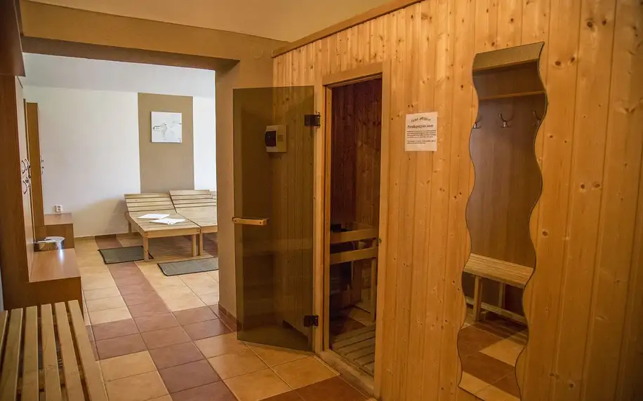 Pobyt u Moravského krasu: jídlo i sauna a biotop
