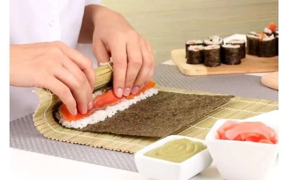 Kurz přípravy sushi pro dva