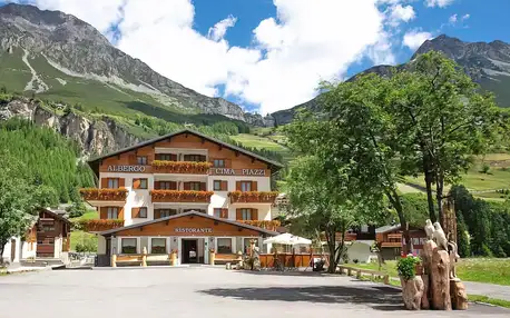 Italské Bormio: hotel u skiareálu a polopenze
