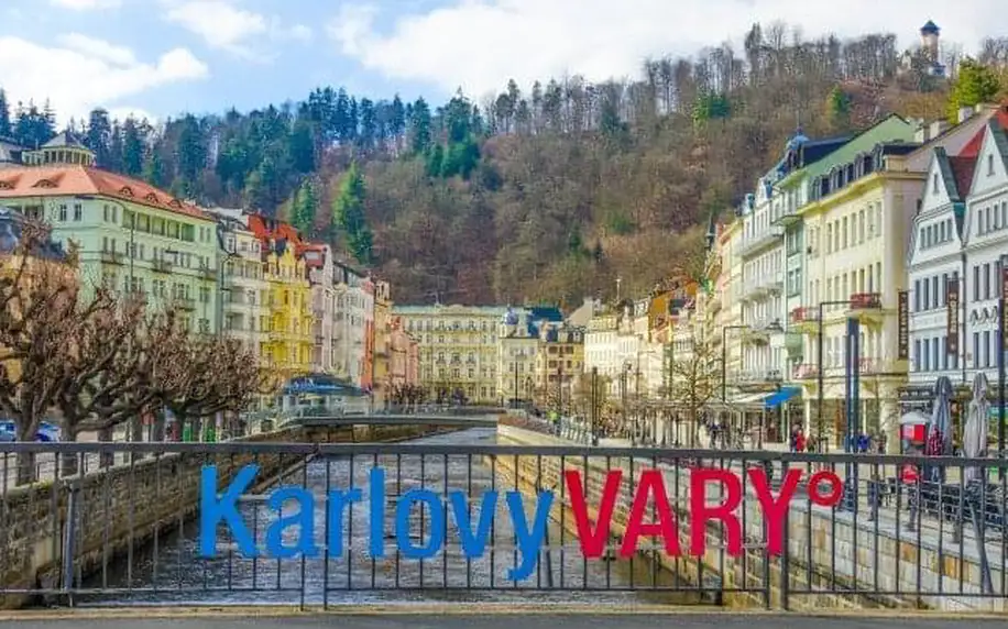 Karlovy Vary přímo v centru: Hotel Kolonáda **** s polopenzí, neomezeným wellness s bazénem a 2 procedurami