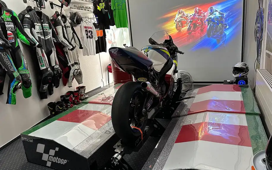 Jízda na oficiálním simulátoru Moto GP pro 1 osobu