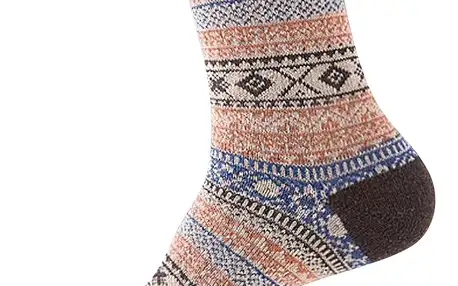 Hřejivé ponožky z bavlny se zimním vzorem