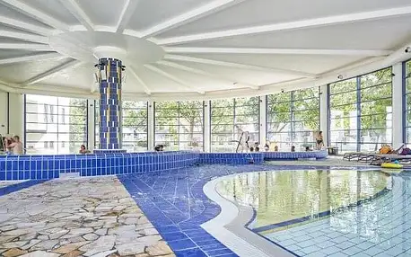 Slovinsko: Thermal Resort Lendava *** s polopenzí a termální lázněmi s unikátní parafínovou vodou a 8 bazény
