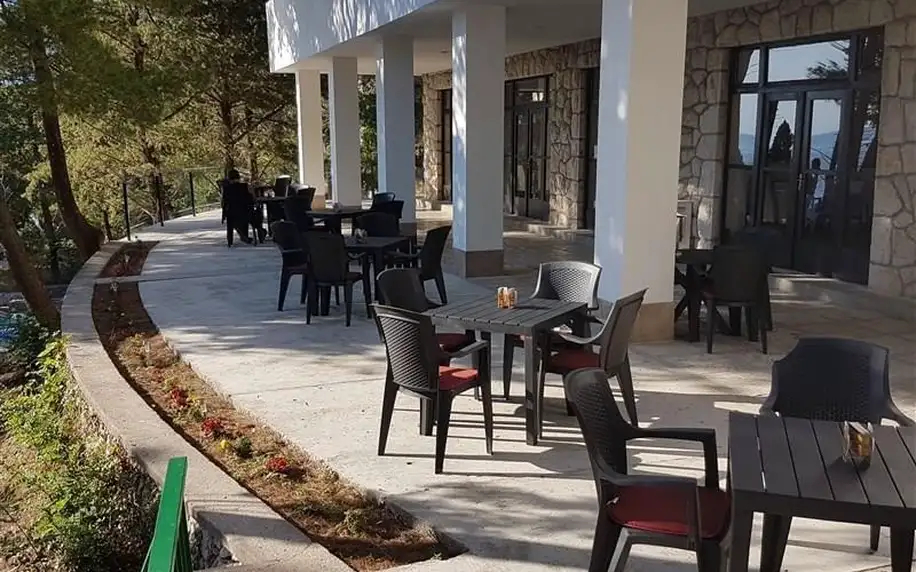 Hotel Oaza (Gradac), Střední Dalmácie