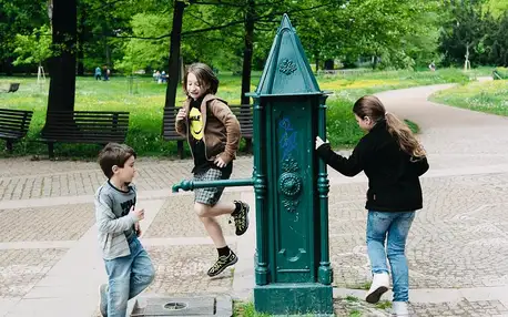Dobrodružná venkovní úniková hra Ukradené oříšky pro děti i rodiče