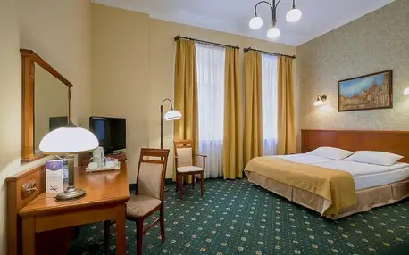 Polsko - Varšava: Hotel Hetman