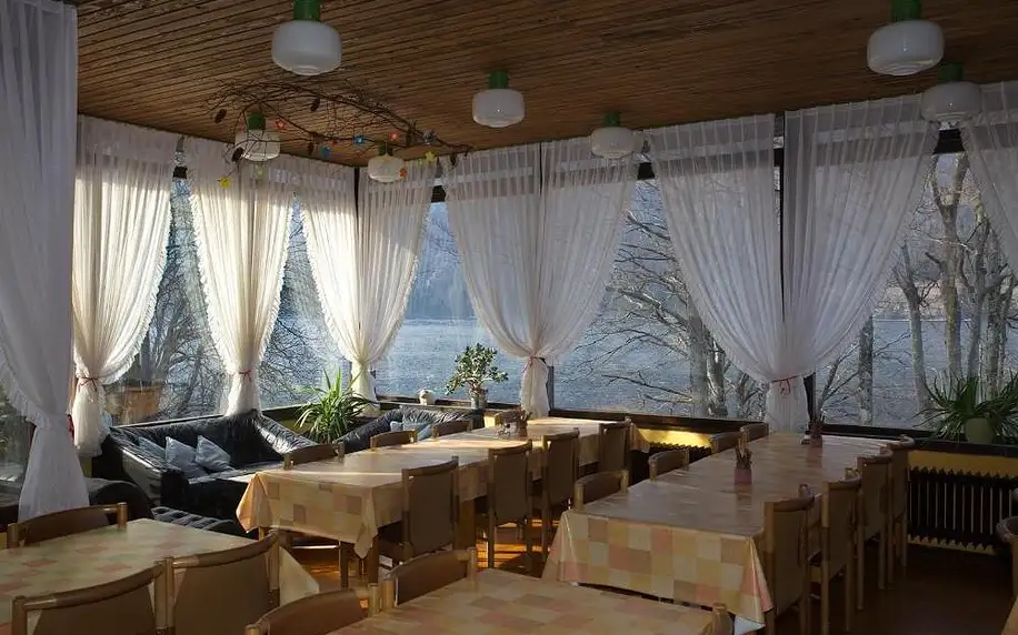 Slovinsko - Jezero Bohinj: Hostel pod Voglom