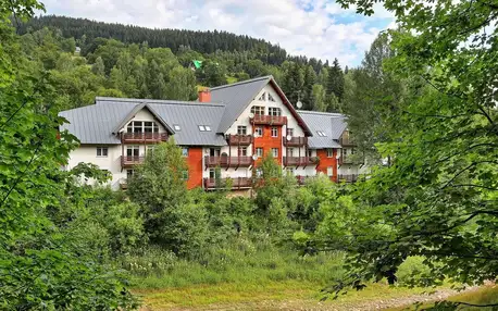 Apartmány Labská ve Špindlu až pro 4 osoby s výhledem na jezero