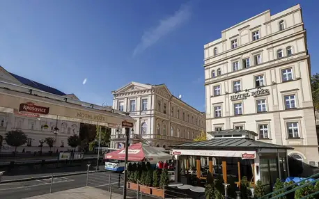 Jídlo, wellness, procedury: pobyt v centru Karlových Varů