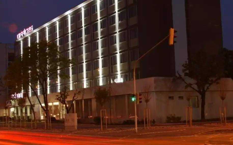 Slovensko - Bratislava: Aston Hotel