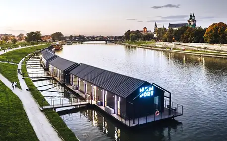Moderní hotel na řece v centru Krakova i se snídaní