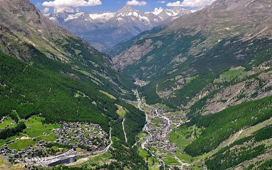 Švýcarsko s výhledy na Matterhorn, Valais