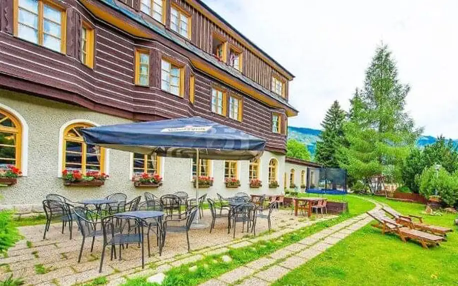 Špindlerův Mlýn: Alpský Hotel ***+ s polopenzí, neomezeným wellness, bazénem nebo masáží, zmrzlinou a kávou