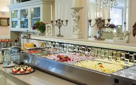 Karlovy Vary: Luxusní Hotel Karlsbad Grande Madonna **** s neomezeným wellness i fitness a polopenzí s nápoji