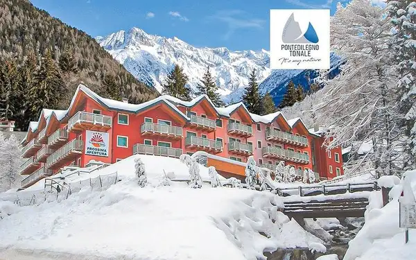 Adamello Resort – 6denní lyžařský balíček se skipasem a dopravou v ceně, Passo Tonale