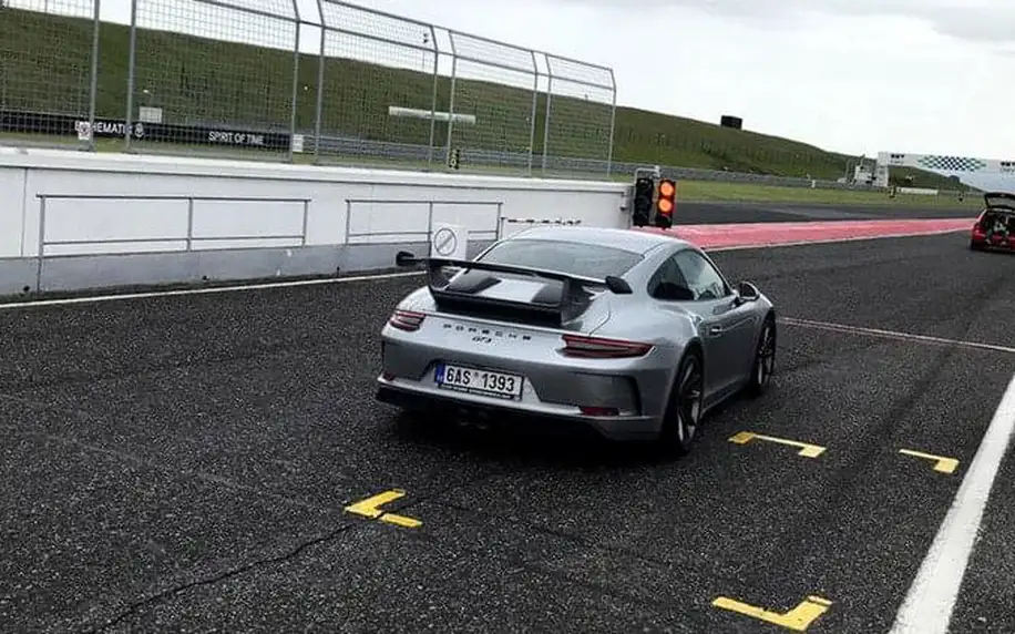 Jízda v Porsche 911 GT3 na velkém závodním Masarykově okruhu v Brně