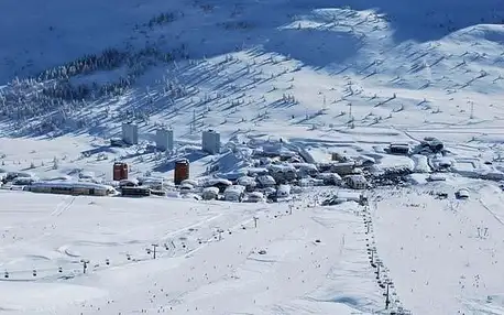 Adamello Resort – 6denní lyžařský balíček s denním přejezdem, skipasem a dopravou v ceně, Passo Tonale
