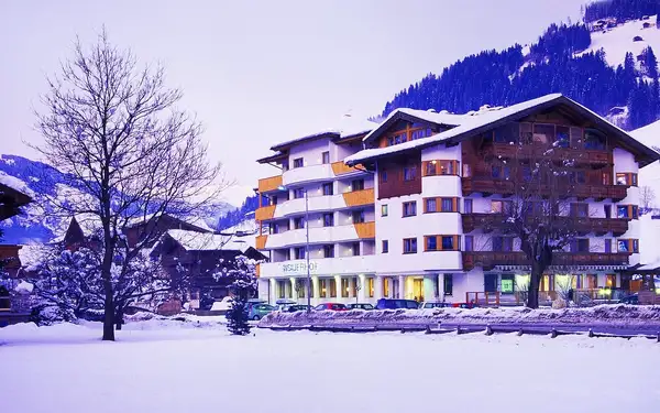 Za lyžováním do Zillertalu: ubytování a strava