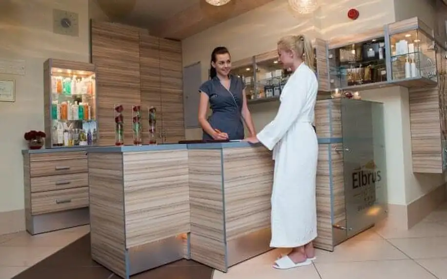 Polské Beskydy: Relaxace v Hotelu Elbrus Spa & Wellness *** s polopenzí, bazénem, 3 druhy saun a aroma masáží