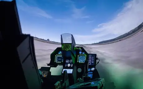 Simulátor stíhačky F-16 Fighting Falcon