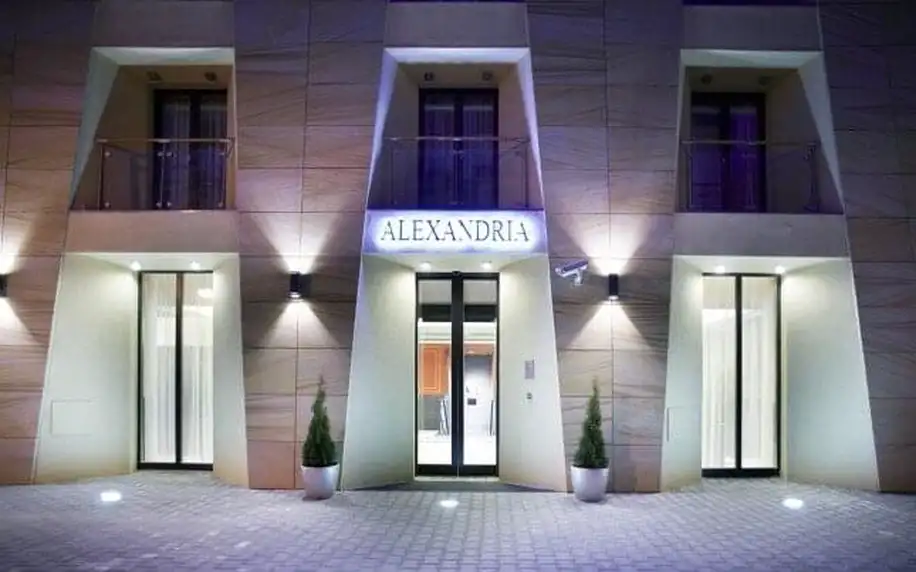 Luhačovice v centru: ALEXANDRIA Hotel **** s neomezeným wellness, až 5 léčebnými procedurami a polopenzí