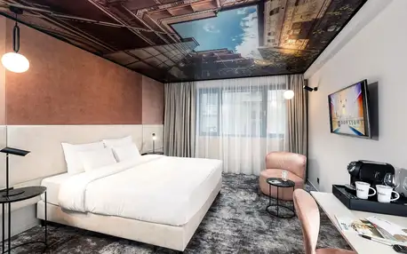 Luxusní hotel v centru Budapešti, snídaně a sauna