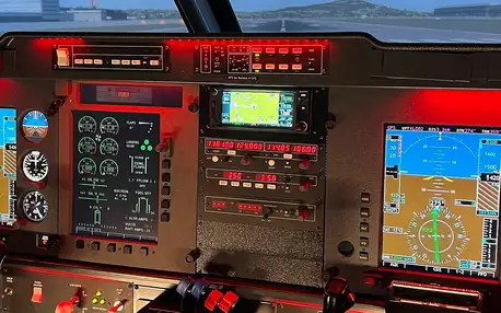 Let na simulátoru dvoumotorového letadla