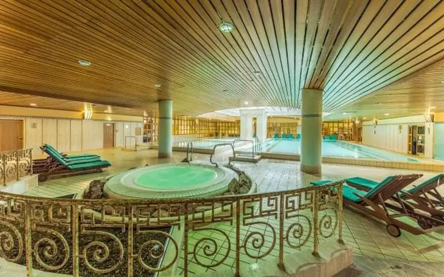 Budapešť v historické části: 4* The Aquincum Hotel s termálními bazény neomezeně + polopenze a dítě zdarma