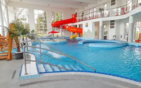 Bogács: Hotel Strand *** přímo propojený s termálními lázněmi (8 bazénů) s neomezeným vstupem + polopenze