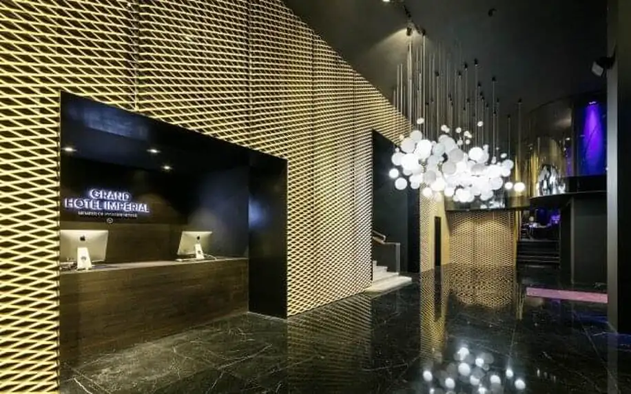 Liberec: Luxus v designovém Pytloun Grand Hotelu Imperial **** se snídaní/polopenzí, drinkem a slevou na masáž