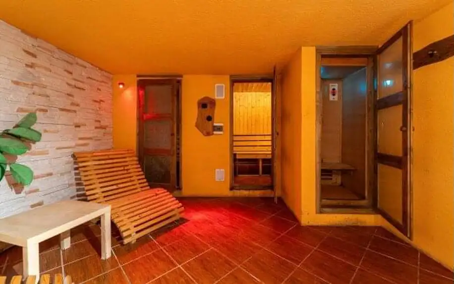 Slovenský ráj v Hotelu Trio *** s polopenzí a neomezeným wellness s bazénem a saunami + dítě do 12 let zdarma