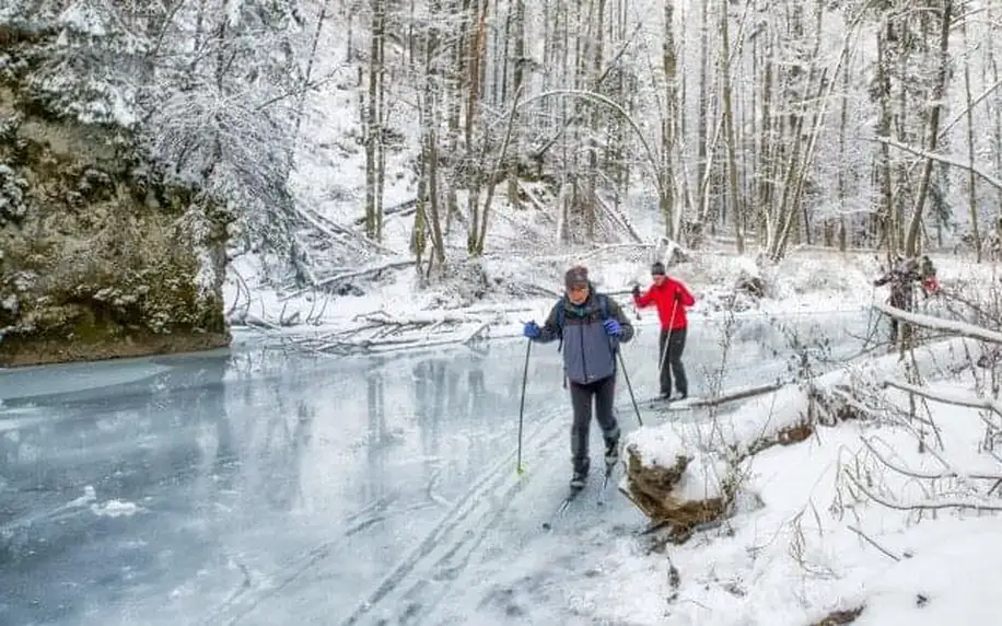 Slovenský ráj v Hotelu Trio *** s polopenzí a neomezeným wellness s bazénem a saunami + dítě do 12 let zdarma