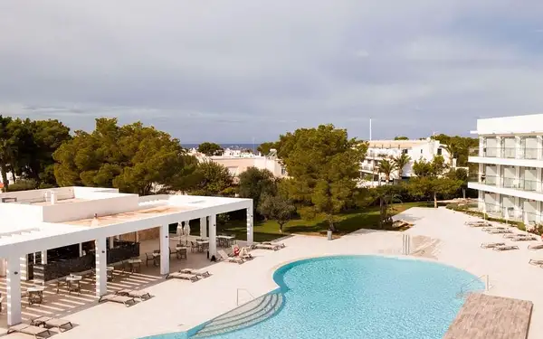 Španělsko - Menorca letecky na 4-8 dnů, snídaně v ceně